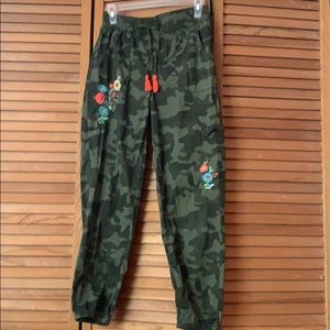 camo pants